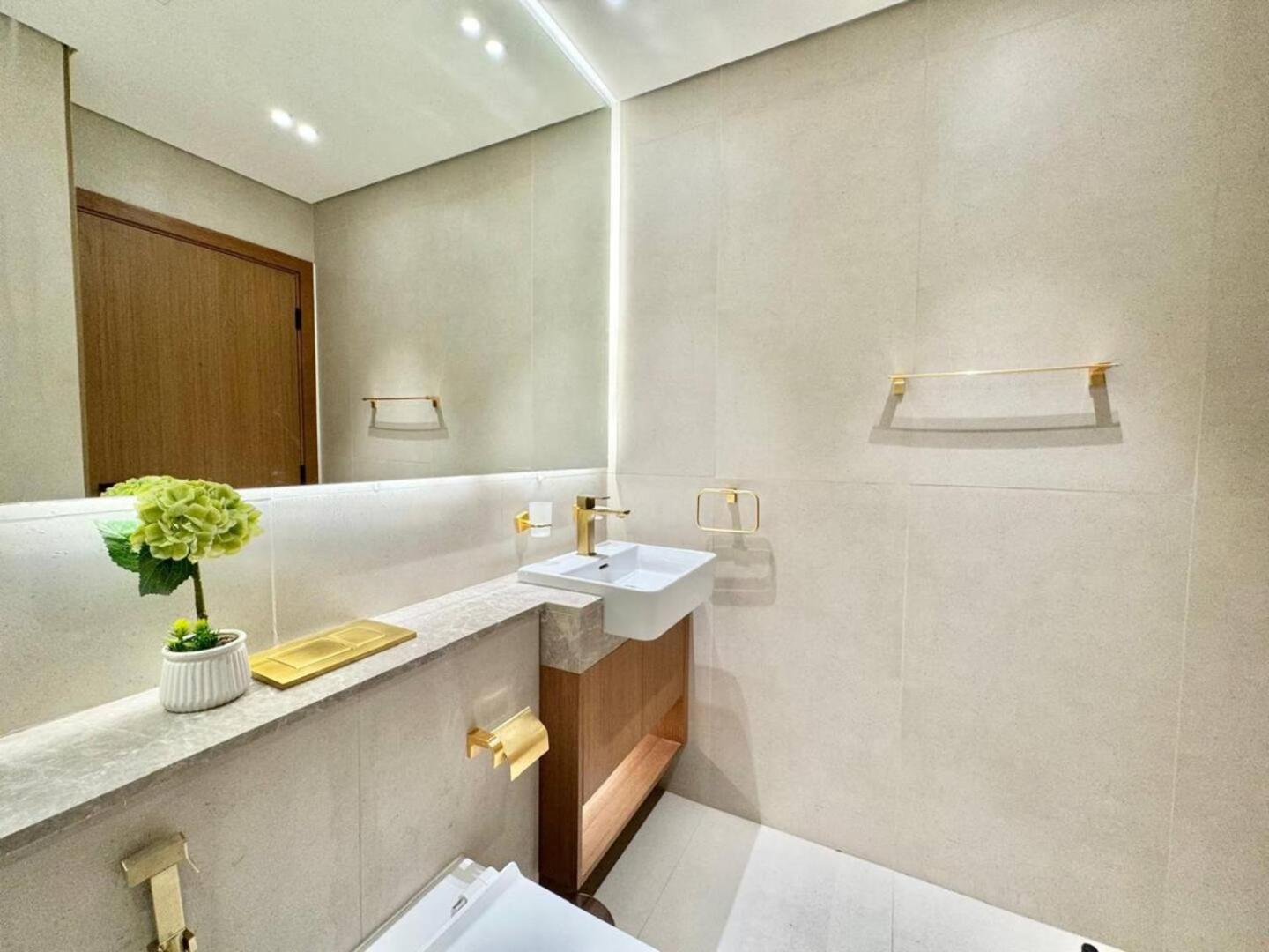 Stylish 1Br Apartment Serene Stay In Jvc Dubai