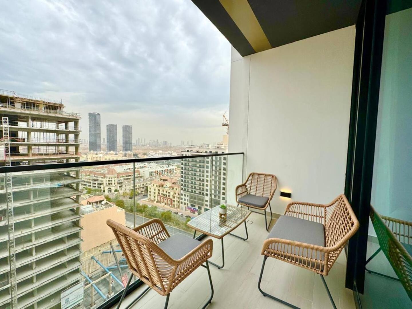 Stylish 1Br Apartment Serene Stay In Jvc Apartment