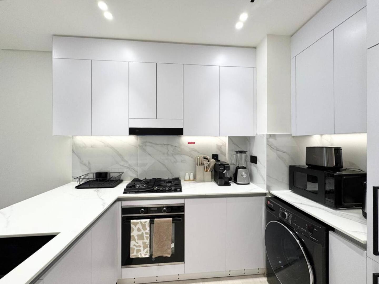 Stylish 1Br Apartment Serene Stay In Jvc Apartment