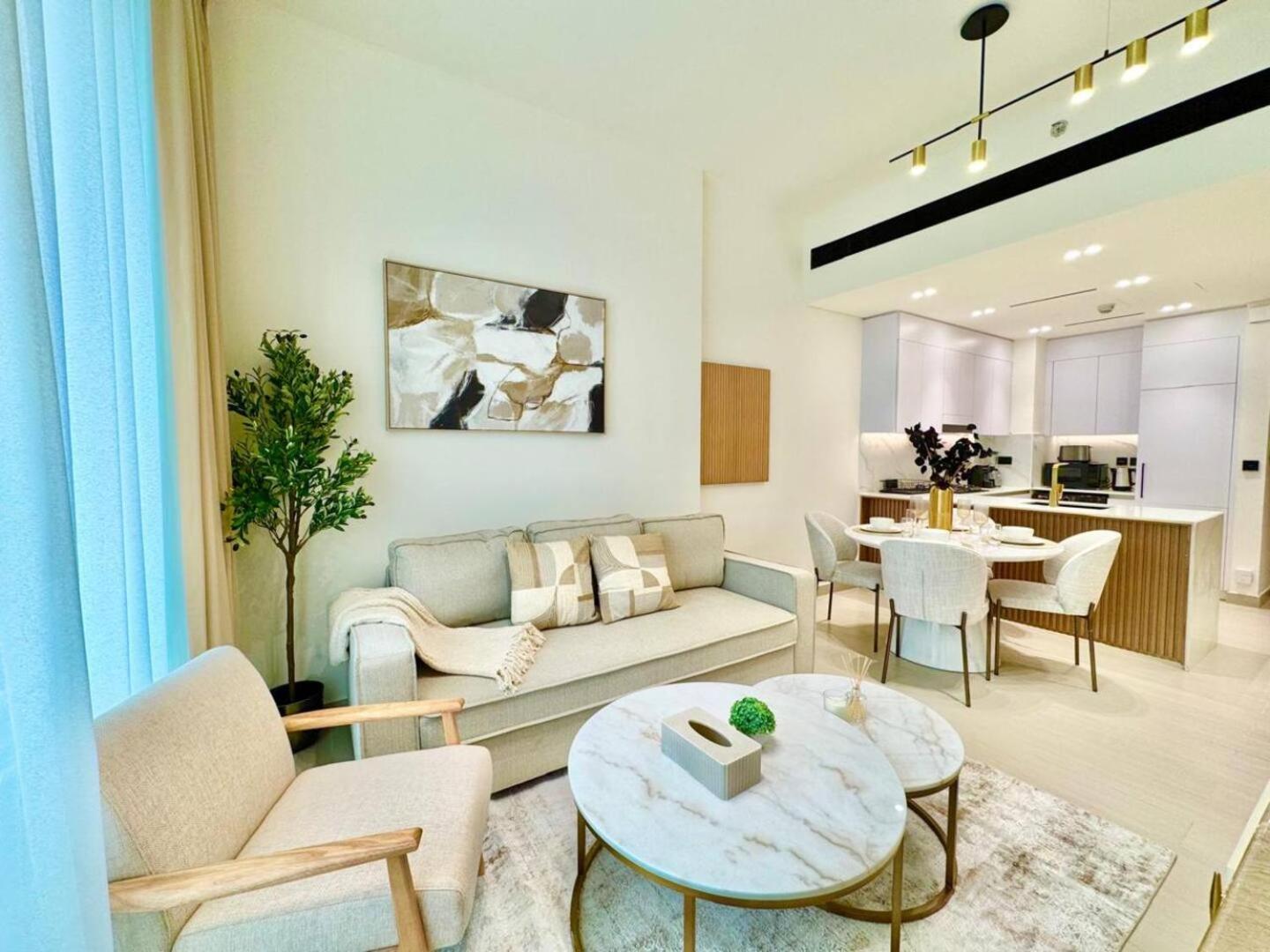 Stylish 1Br Apartment Serene Stay In Jvc Dubai
