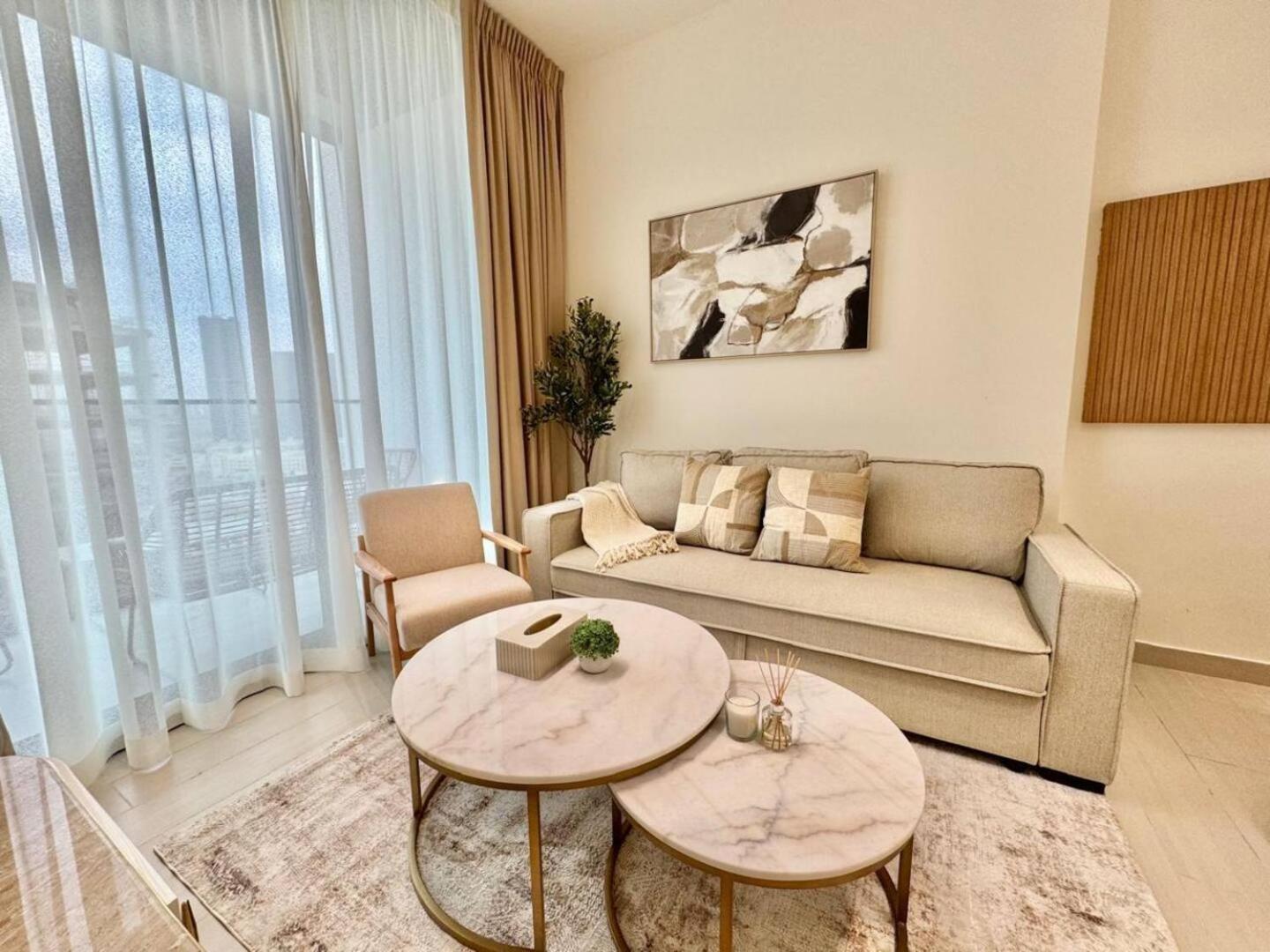 Stylish 1Br Apartment Serene Stay In Jvc *